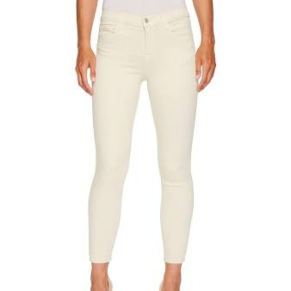 J Brand 835 Mid-Rise Capri in Creamy White
